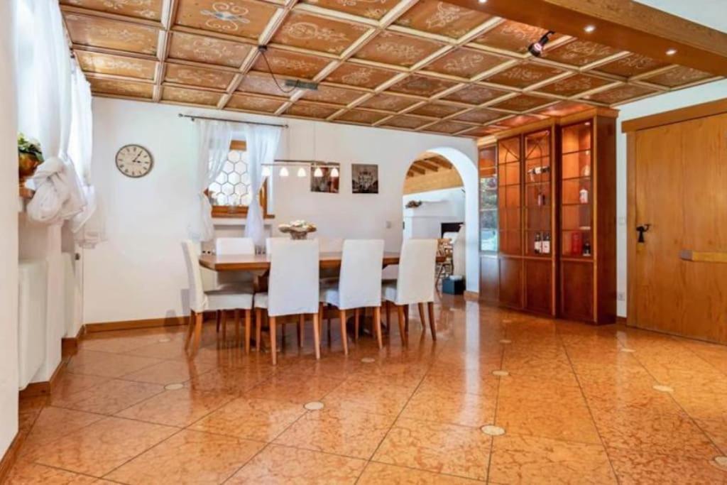 Whole Villa Munich, Alps View, Quiet And Spacious Feldkirchen Westerham Bagian luar foto